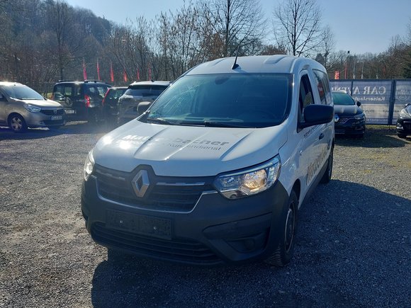 Pogled od napred levo