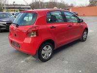 Pogled od pozadi desno