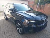 Pogled sprijeda desno