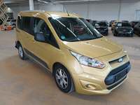 Вид спереди справа