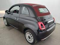 Skats no kreisās puses aizmugurē