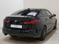 Widok z tyłu po stronie prawej