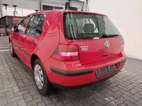 Вид сзади слева