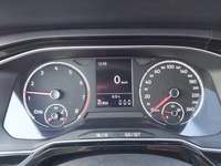 Pohled na přístrojovou desku