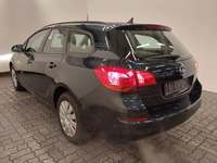 Вид сзади слева