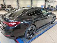 Widok z tyłu po stronie prawej