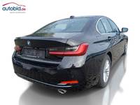 Vue de l’arrière droit