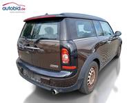 Vue de l’arrière droit