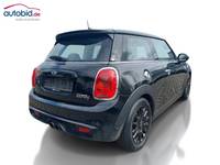 Vue de l’arrière droit