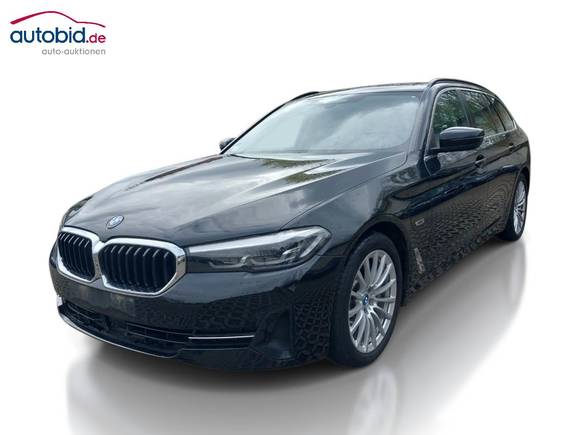 Vue de l’avant gauche