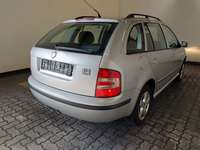 Náhled zezadu zprava