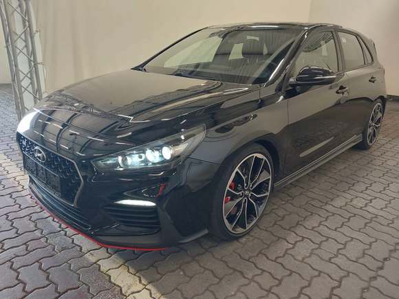 Widok z przodu po stronie lewej