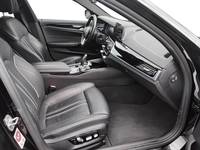 Вид на салон