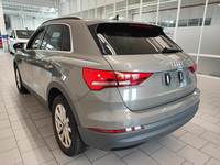 Vue de l’arrière gauche