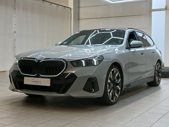 Widok z przodu po stronie lewej