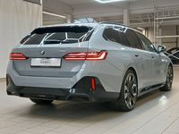 Widok z tyłu po stronie prawej