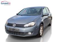 Skats no kreisās puses priekšā