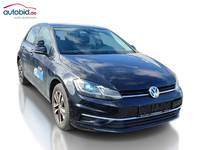 Skats no labās puses priekšā