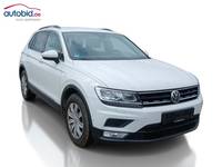 Skats no labās puses priekšā