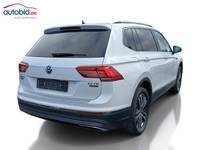 Widok z tyłu po stronie prawej