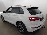 Vaade tagant vasakult