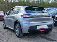 Вид сзади слева