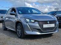 Вид спереди справа