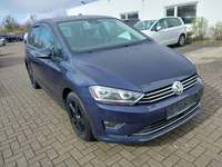 Pogled sprijeda desno