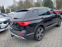 Pogled od pozadi desno