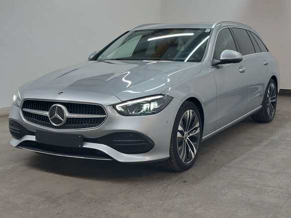 Вид спереди слева