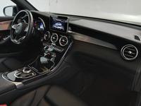 Вид на салон