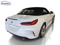 Pogled od pozadi desno