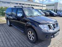 Skats no labās puses priekšā