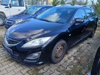 Skats no kreisās puses priekšā