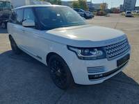 Skats no labās puses priekšā