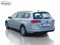 Vista traseira esquerda