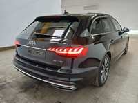 Skats no labās puses aizmugurē