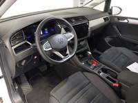 Вид на салон