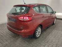 Vue de l’arrière droit