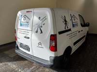 Vue de l’arrière droit