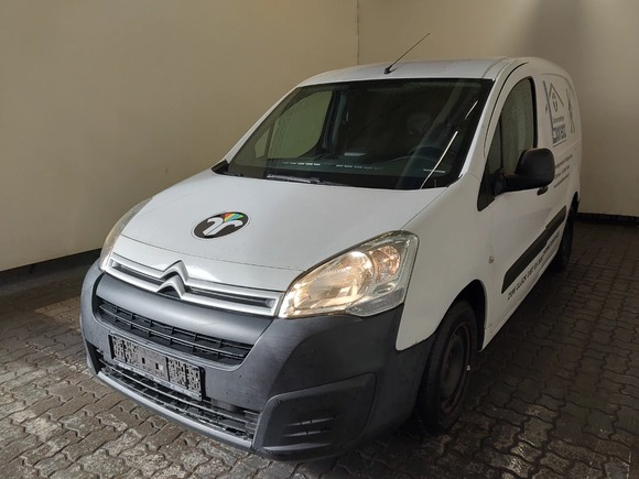 Vue de l’avant gauche