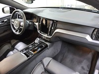 Вид на салон