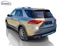 Вид сзади слева