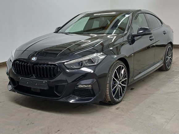 Вид спереди слева