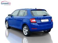 Vista traseira esquerda