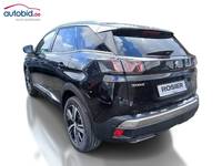 Vaade tagant vasakult