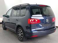 Вид сзади слева