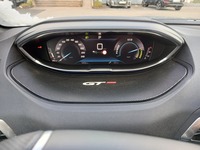 Pohľad na združený prístroj na palubnej doske