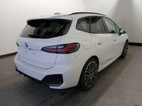 Widok z tyłu po stronie prawej