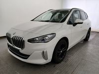 Вид спереди слева